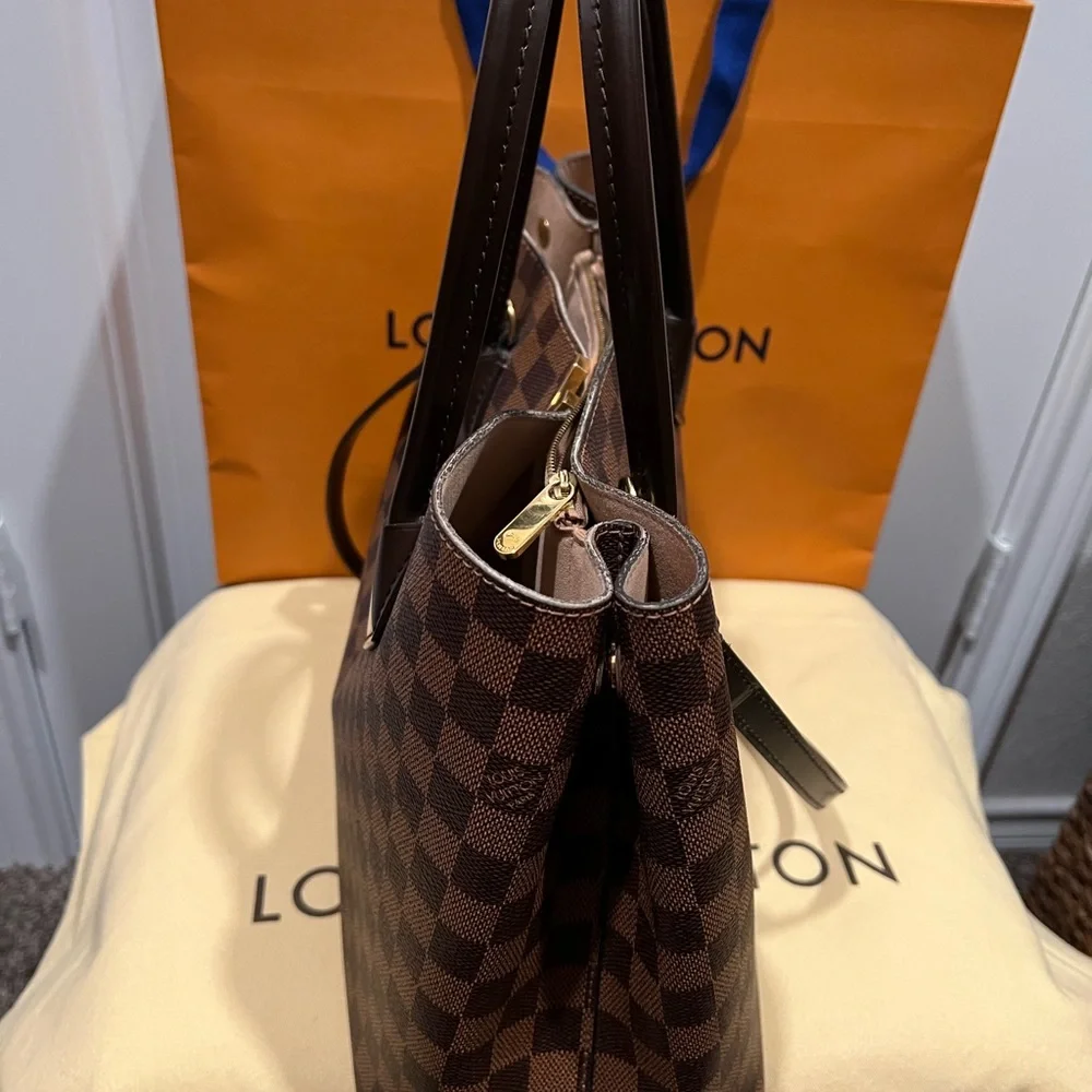 Beautiful AUTHENTIC Louis Vuitton Kensington Tote - Picture 8 of 16